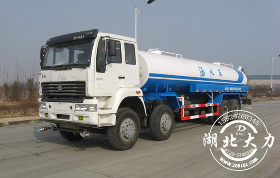 ��������ǰ�ĺ�˞�ˮ܇�DƬ